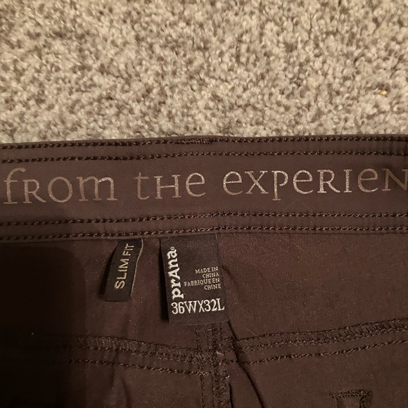 Great used condition- PRANA Brion pants 36 x 32 Brown - Picture 3 of 5